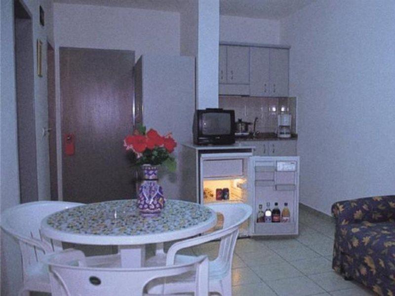 Kleopatra Aytur Apart Hotel アランヤ エクステリア 写真